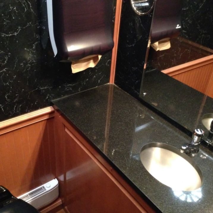 Expert Portable Restrooms for Weddings - Cnyrestrooms